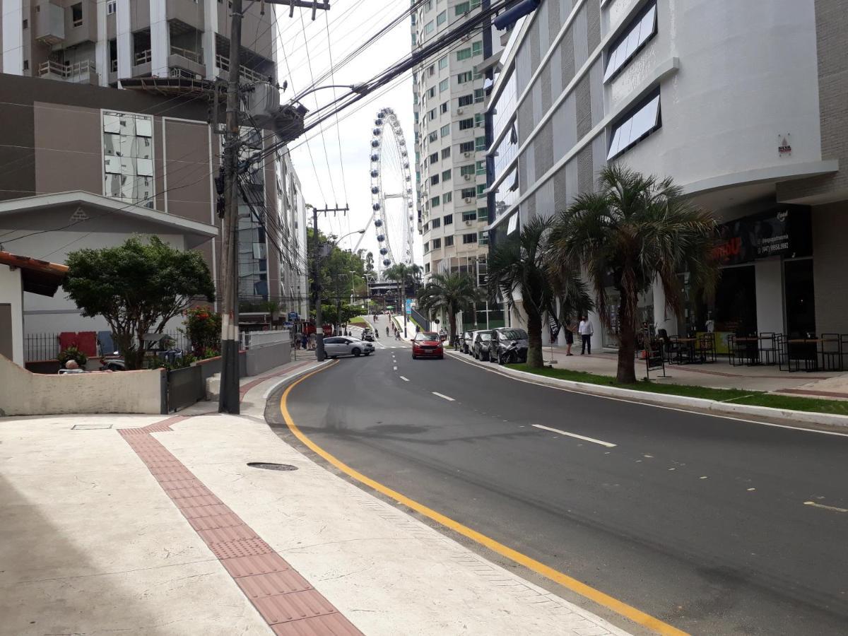 Otimo Apto. 180 Metros Do Mar Balneário Camboriú Buitenkant foto